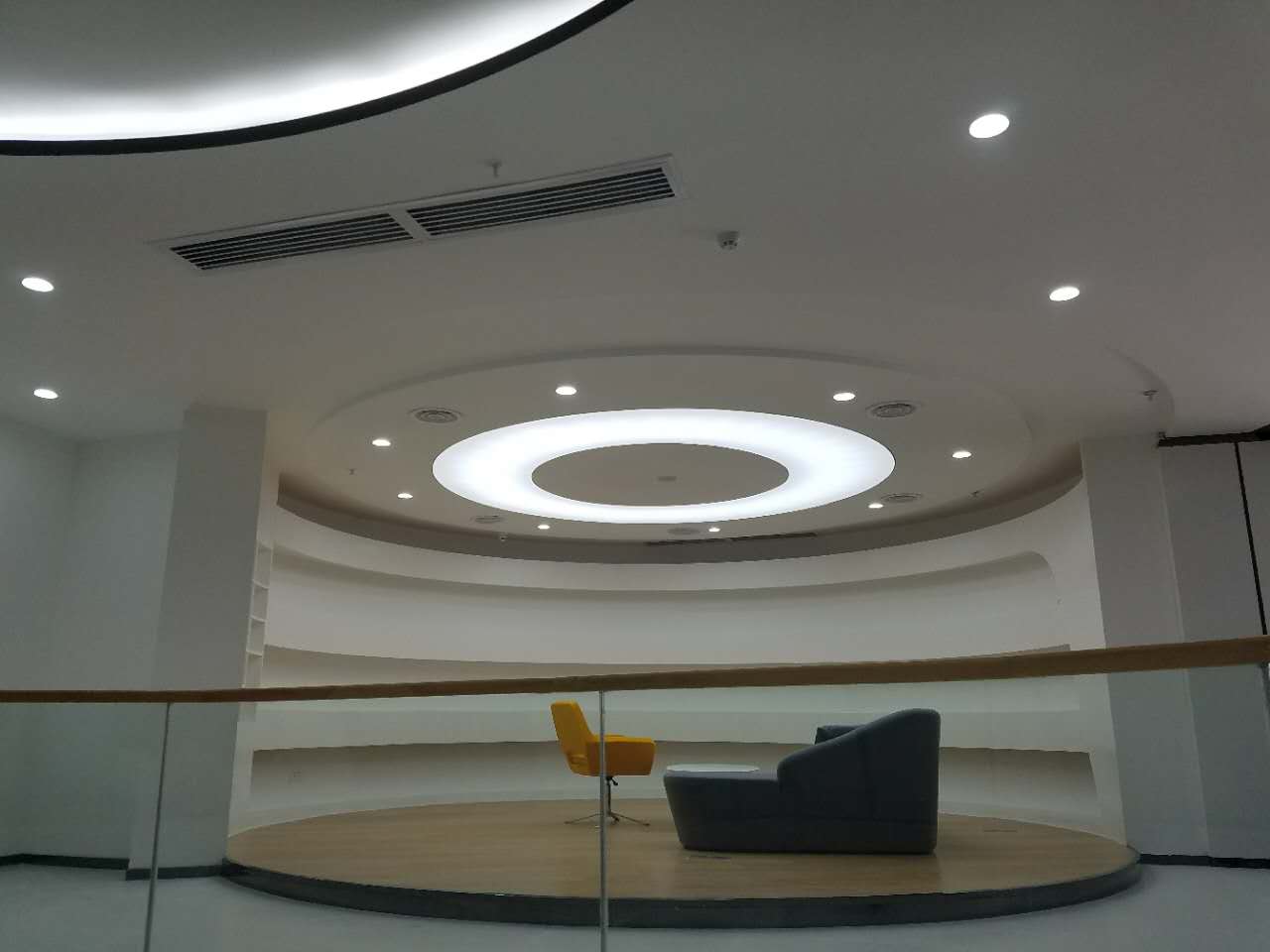 寫字樓中央空調安裝注意事項